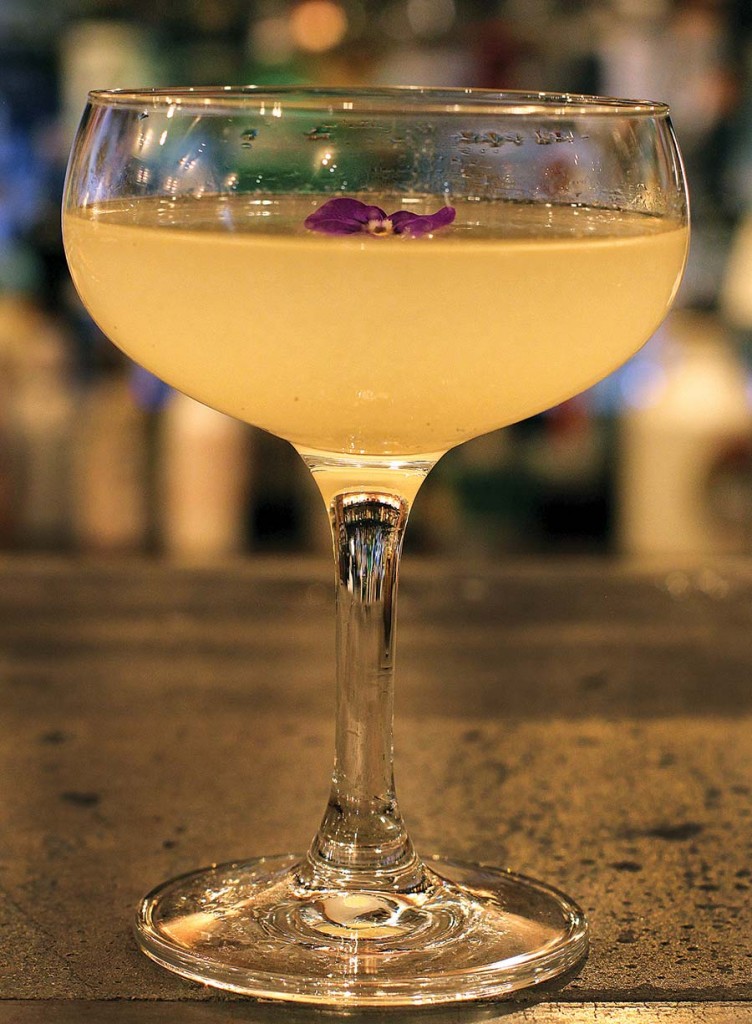 Spiced Peartini Cocktail Recipe - AGLAIA Magazine